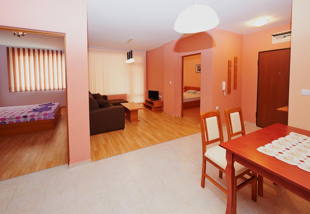 פומורי Apartments Dimitrovi חדר תמונה
